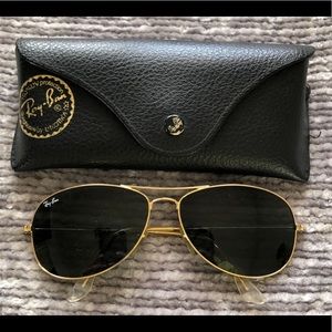 Ray-Ban Gold Classic Aviator Sunglasses